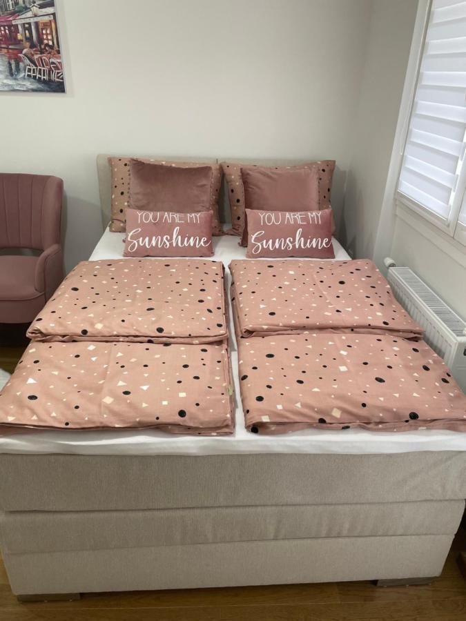 Spring Deluxe Apartment Novi Sad Luaran gambar